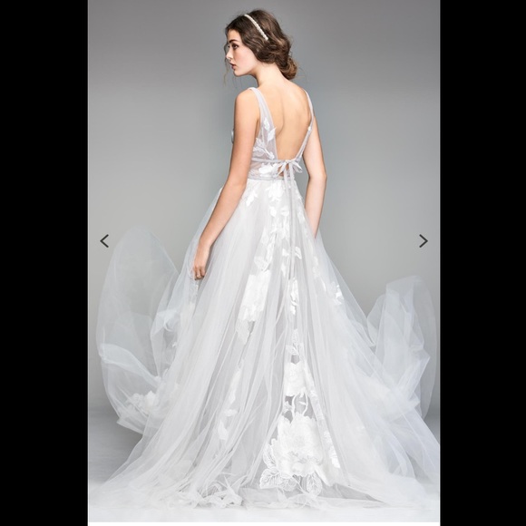 Willowby by Waters Ivory Galatea Wedding Dress - Picture 2 of 14